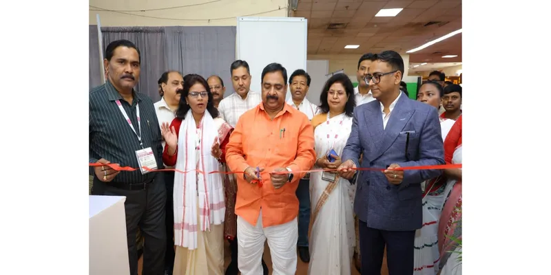 Jharkhand Showcases Six GI-Tagged Handloom Products at Bharat Tex 2026